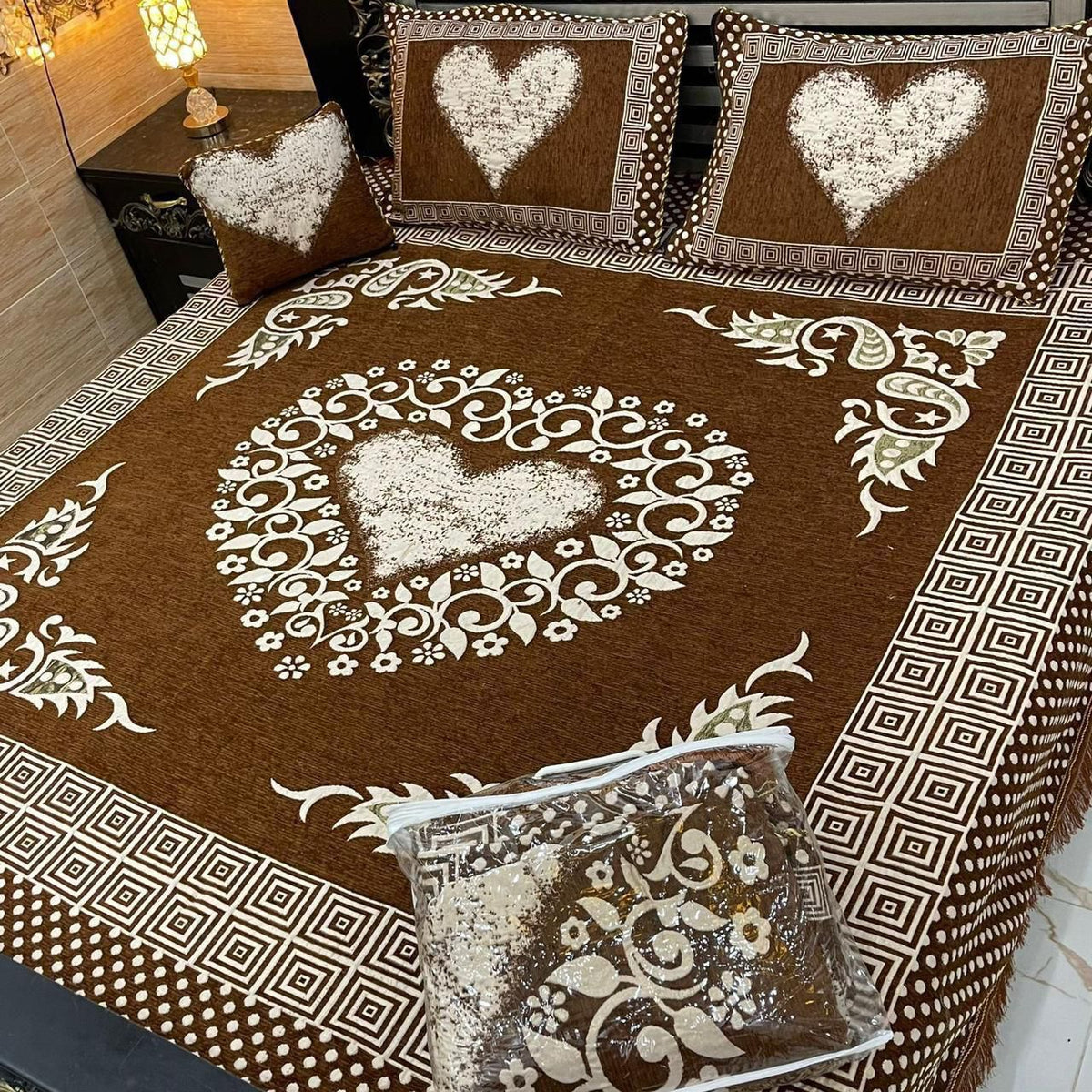4Pc Velvet Jaquard Bedsheet