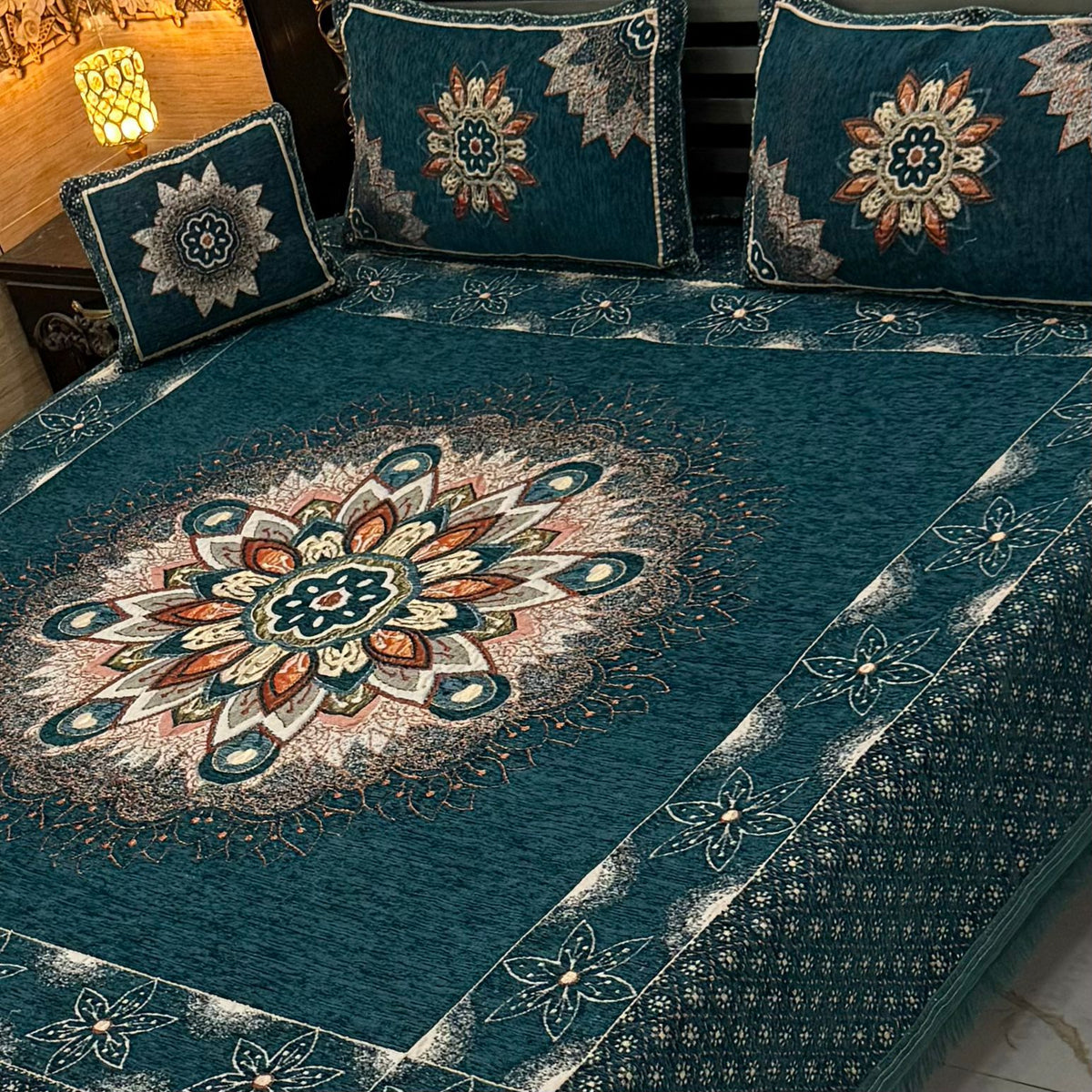 4Pc Velvet Jaquard Bedsheet trending