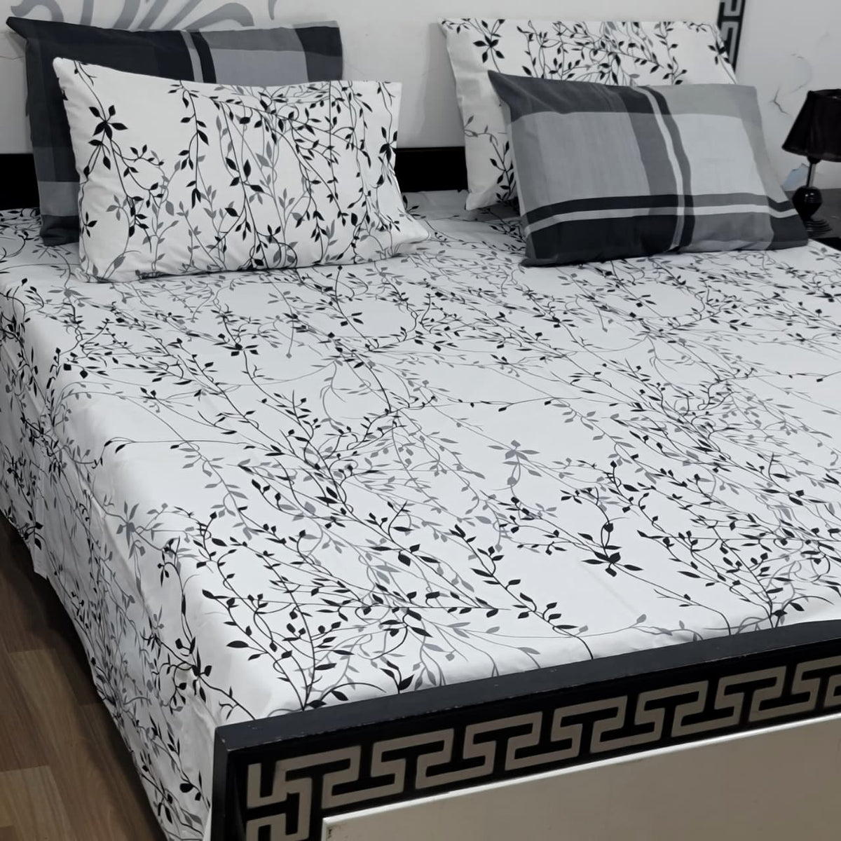 5 Piece King Size Pure Cotton Bedsheet Set – Export Quality