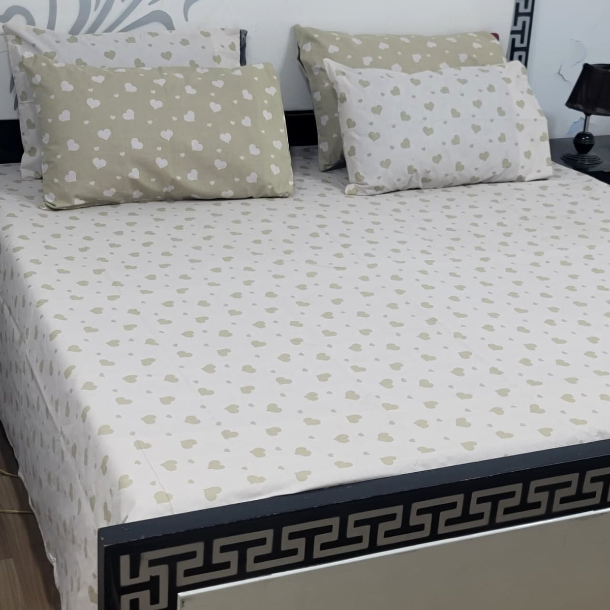 5 Piece King Size Pure Cotton Bedsheet Set – Export Quality