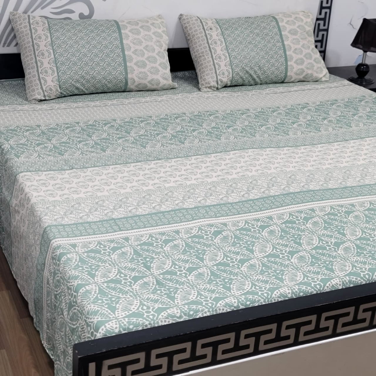 Export Quality 100% Pure Cotton King Size Bedsheet Set | Double Bed Floral Bedsheet with 2 Pillow Covers