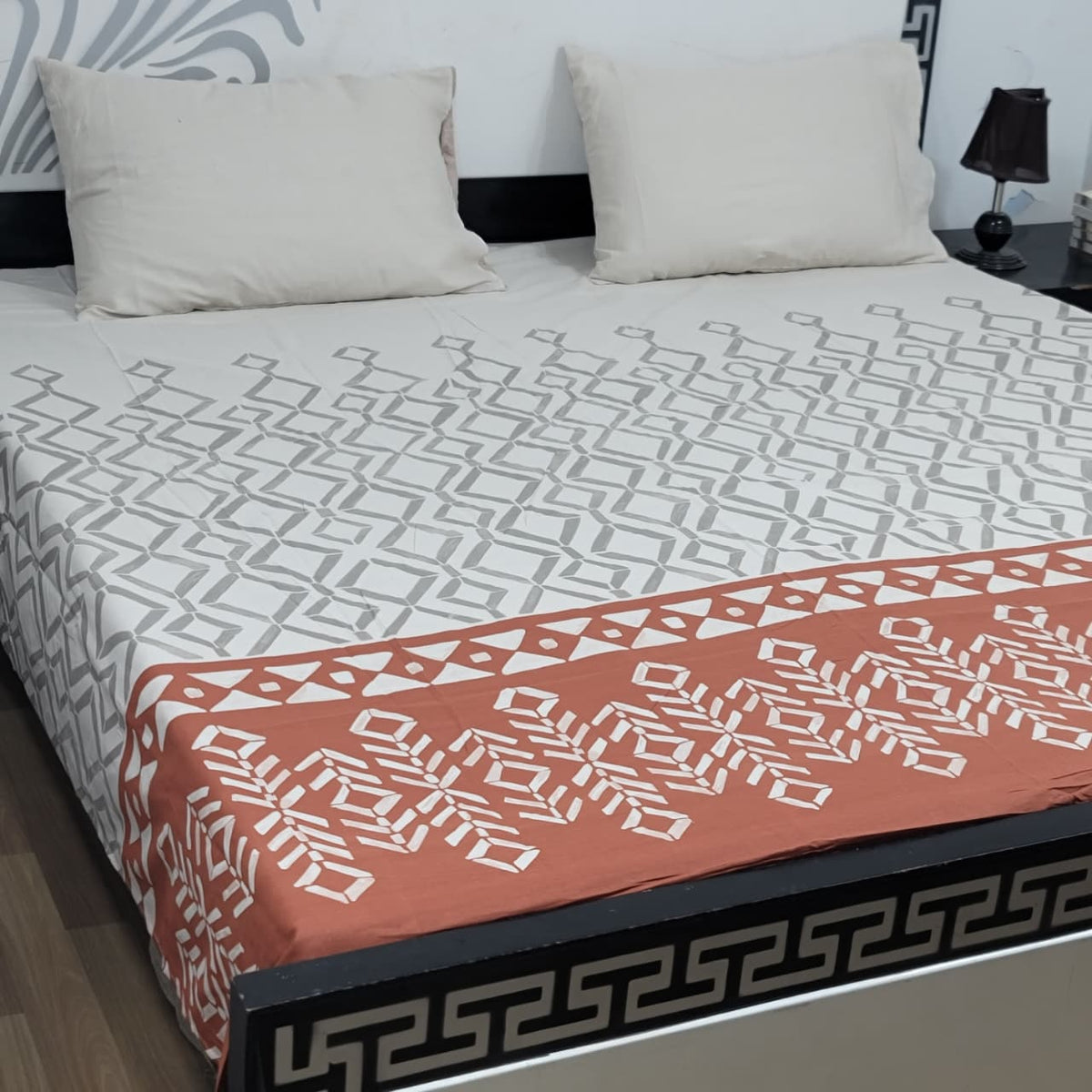 Export Quality 100% Pure Cotton King Size Bedsheet Set | Double Bed Floral Bedsheet with 2 Pillow Covers
