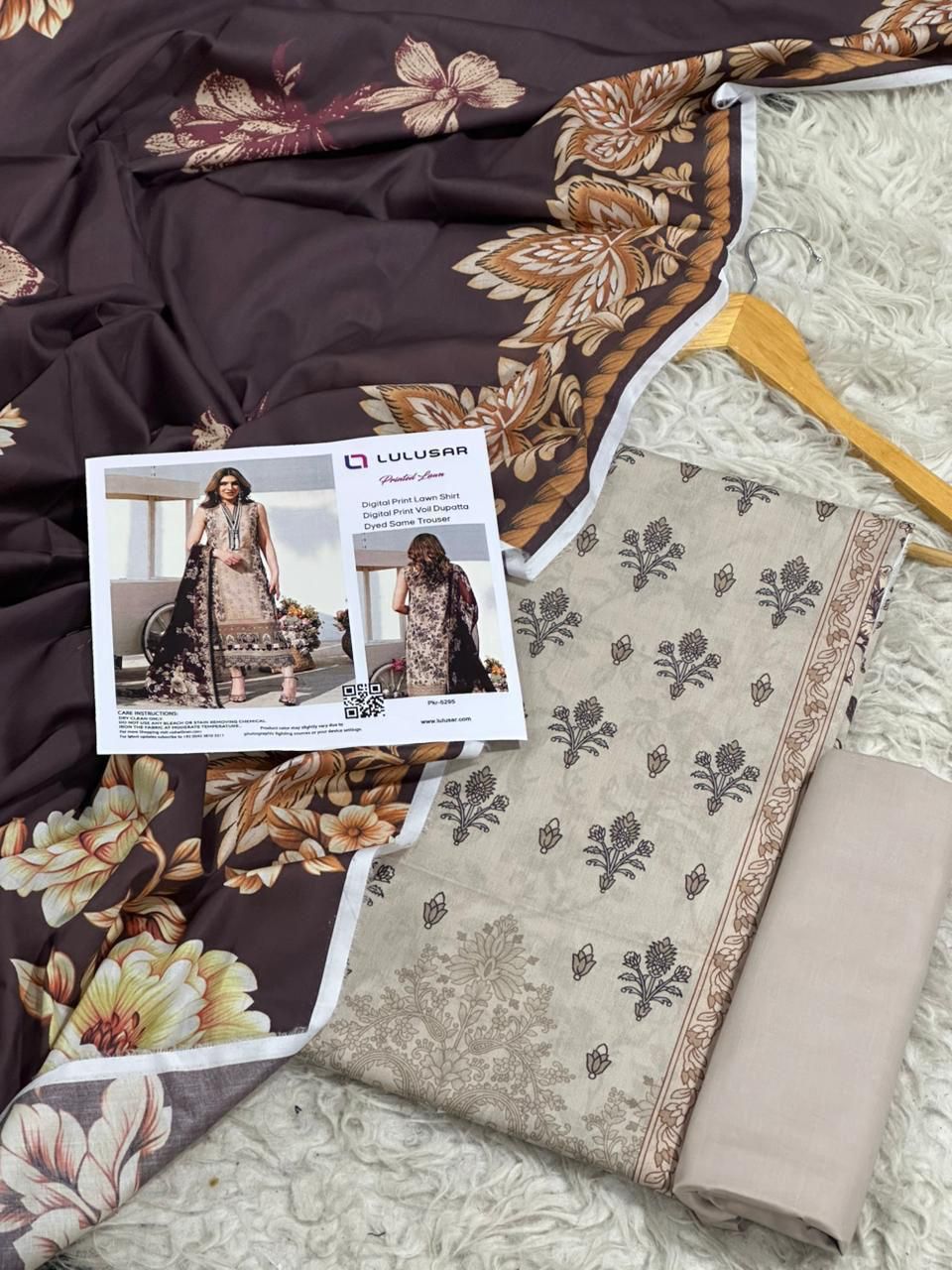 Lalusar Lawn Volume