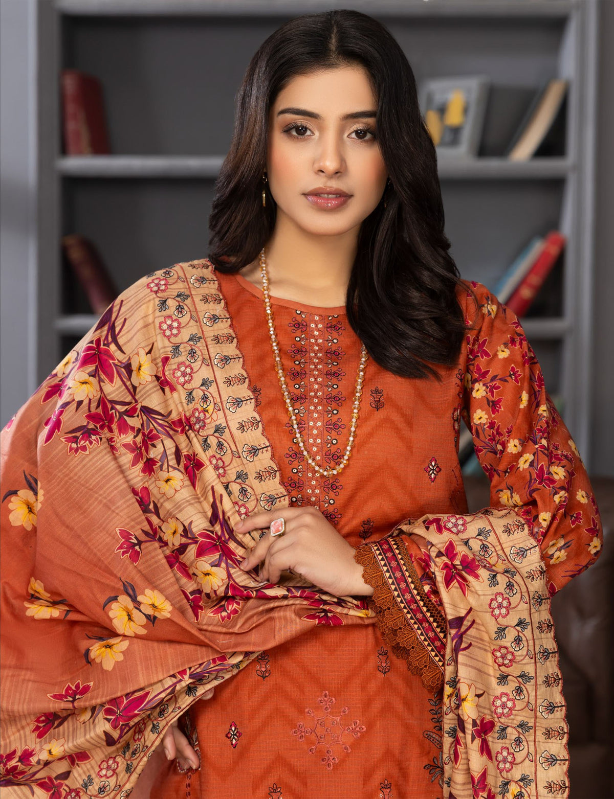 EID SALE LIVE ON BIN NAEEM COLLECTIONS